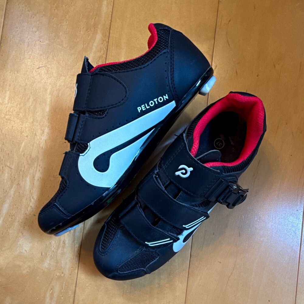 Peloton Cycling Shoes Hook & Loop Straps Clipless EU 37 Black/Red/White